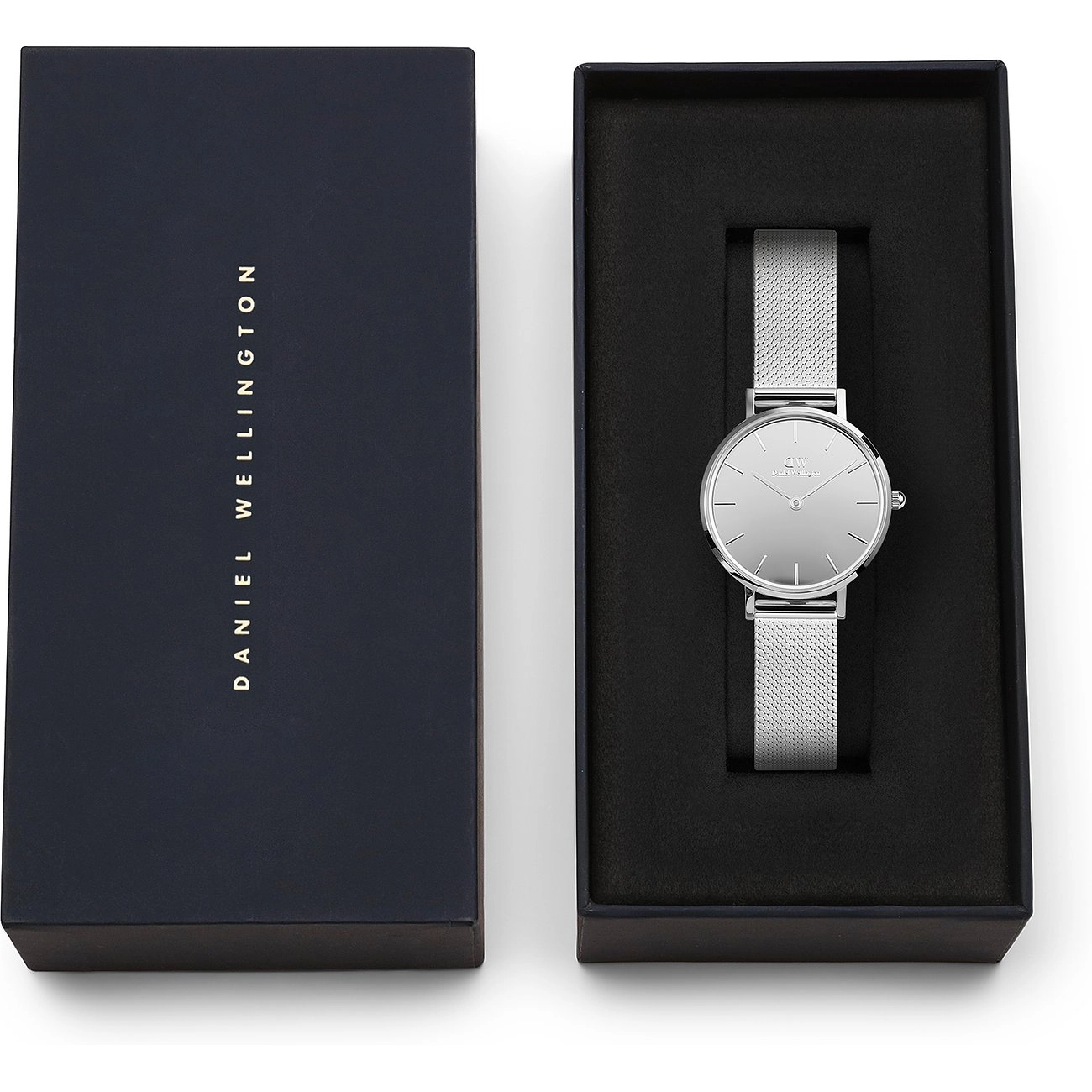 Quartz Wristwatch / DW00100796
