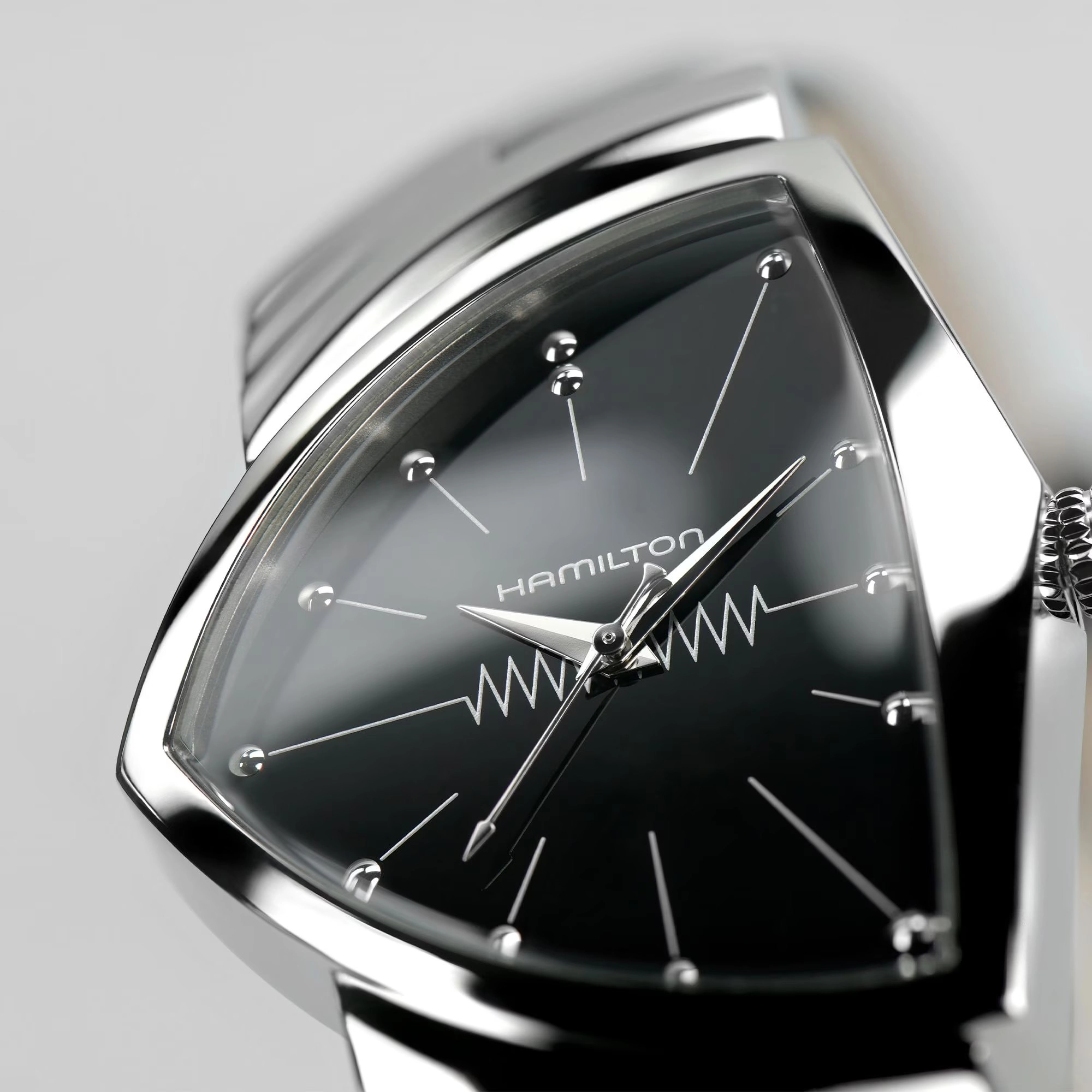 Quartz Wristwatch / H24411732