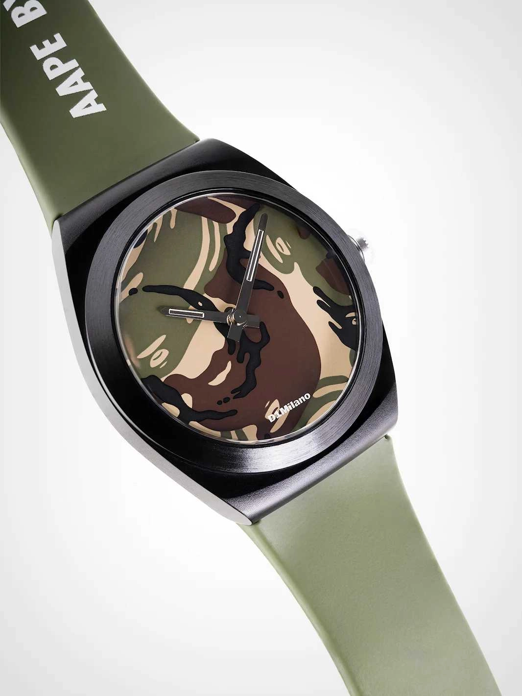 Quartz wristwatch / D1-CVRUAAPE1