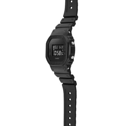 Quartz Wristwatch/DW-5600UBB-1DR