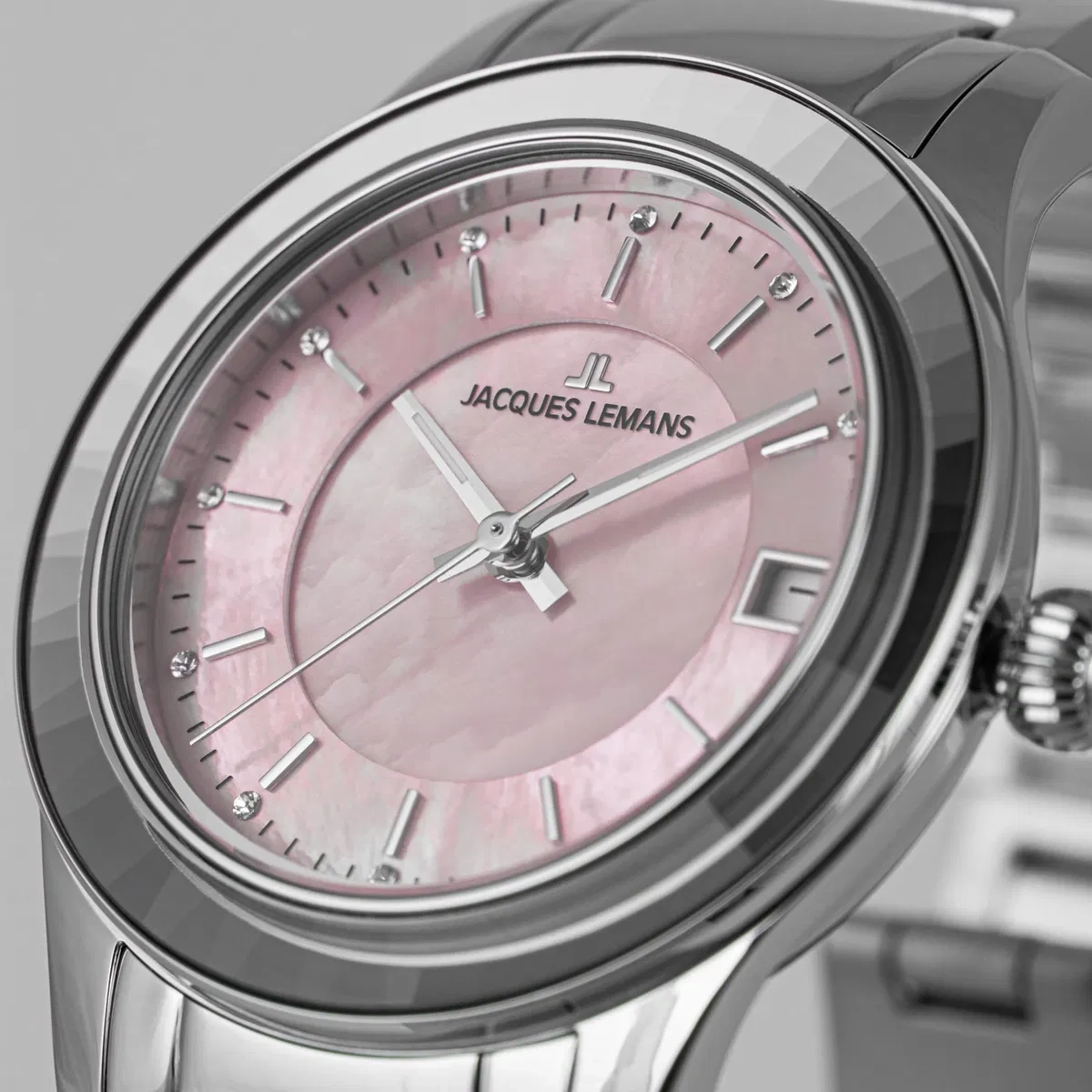 Quartz Wristwatch / 1-2194D
