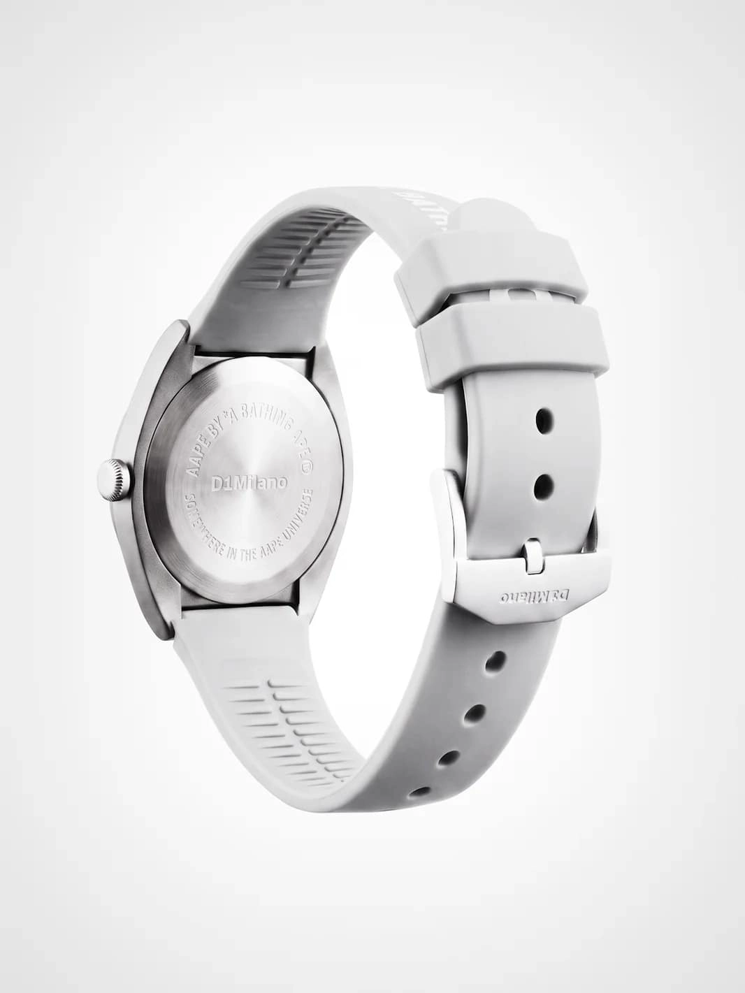 Quartz wristwatch / D1-CVRUAAPE5