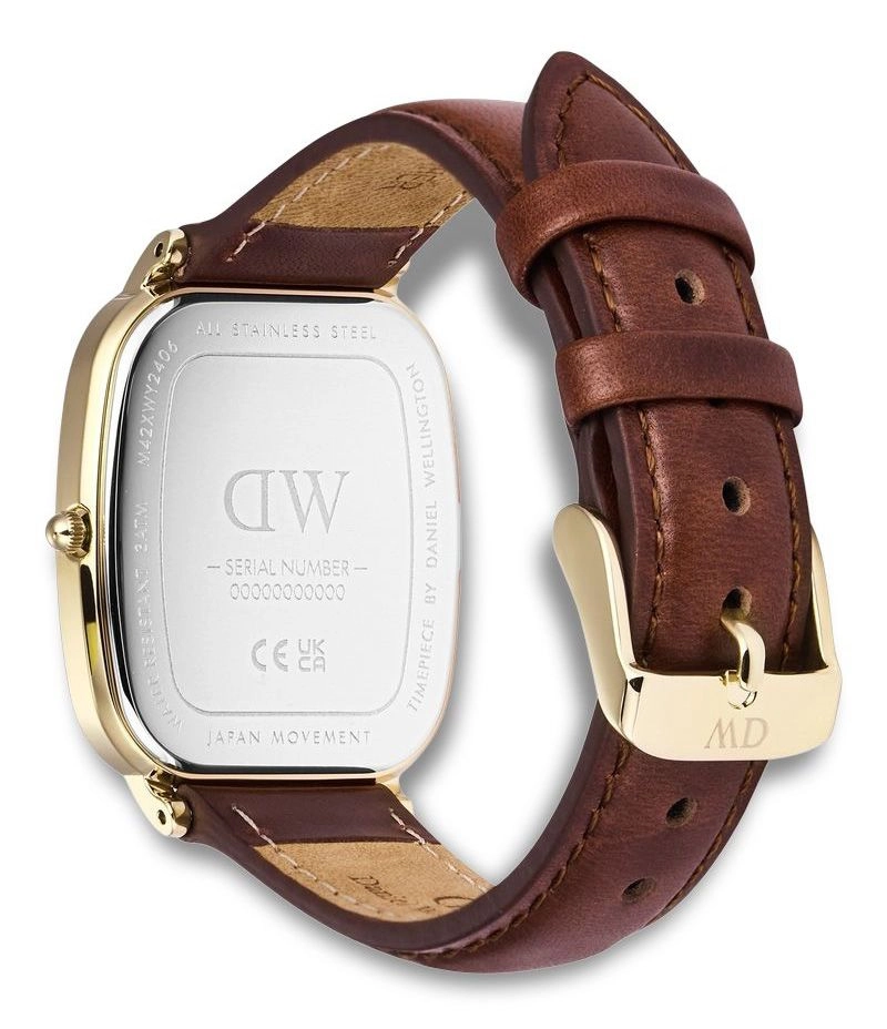 Quartz Wristwatch / DW00100839