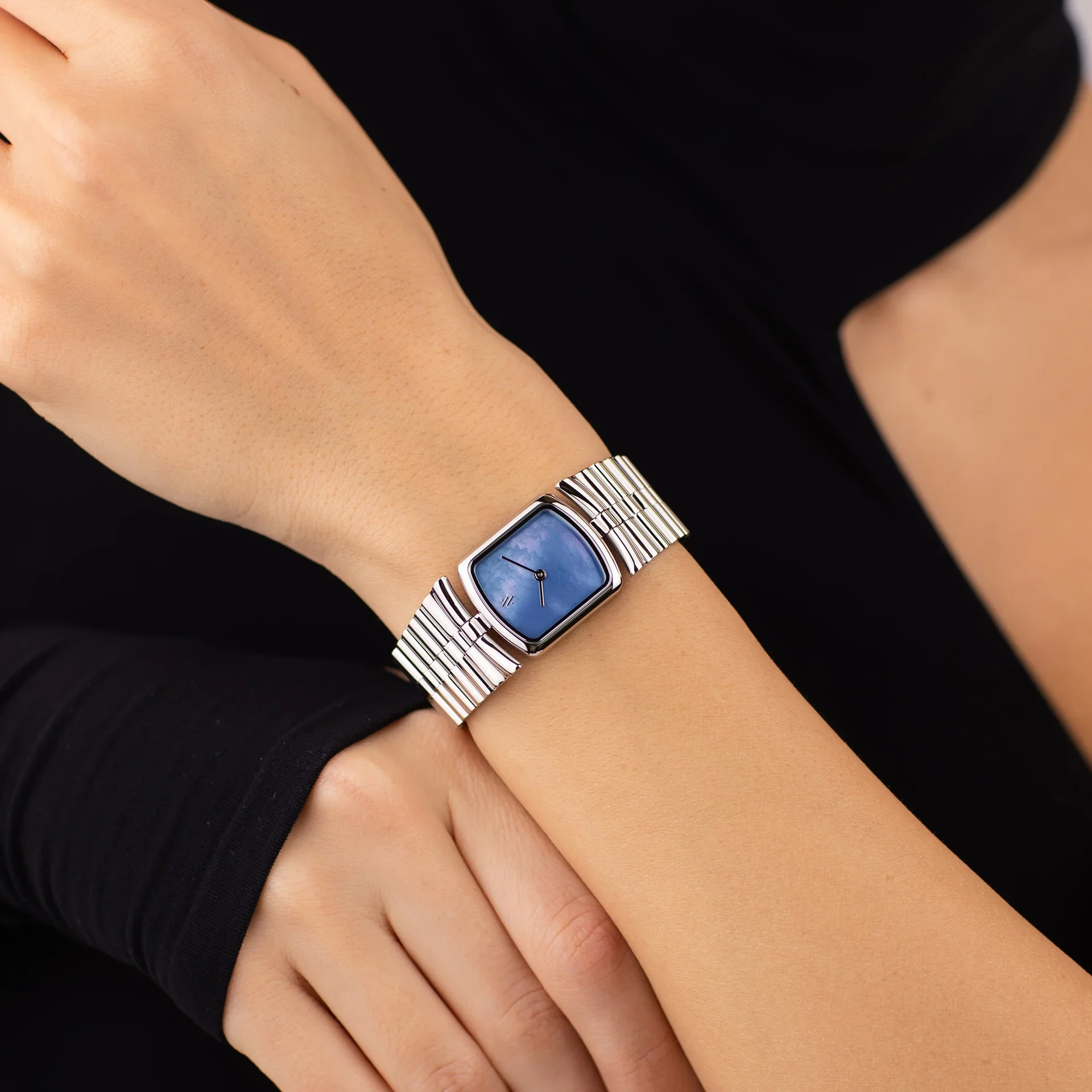 Swiss Quartz Wristwatch/AmSBMOP