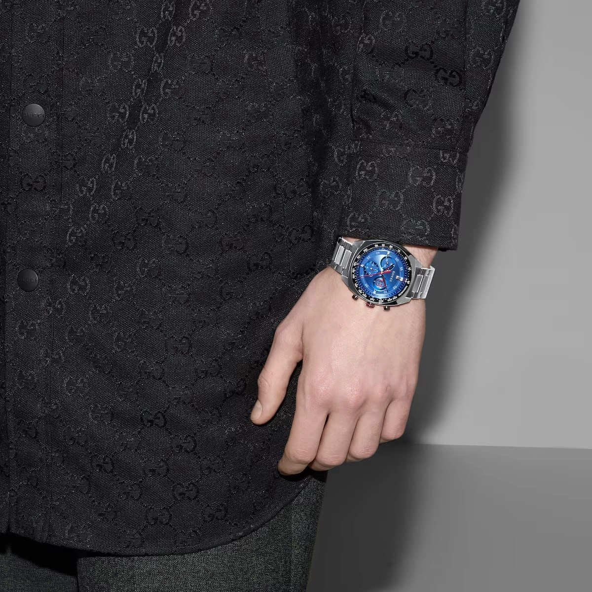 Gucci Quartz Wristwatch Men / YA142317