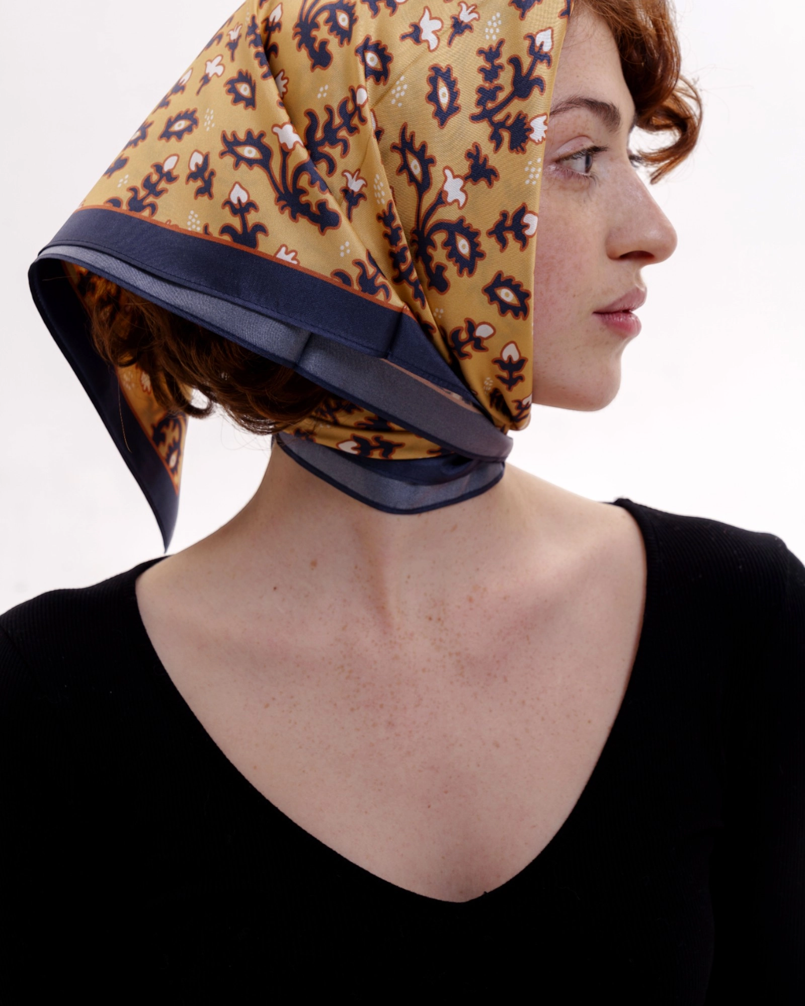 Scarf / 10-SCRF-SLK-13-18-66x66
