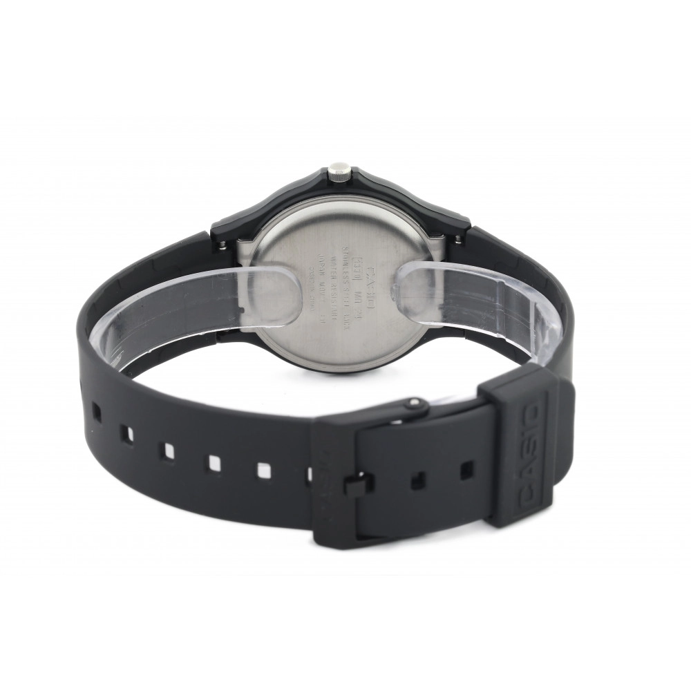 Quartz Wristwatch / MQ-24-7ELDF