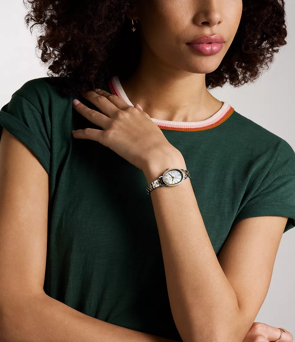 Quartz Wristwatch / BQ5004