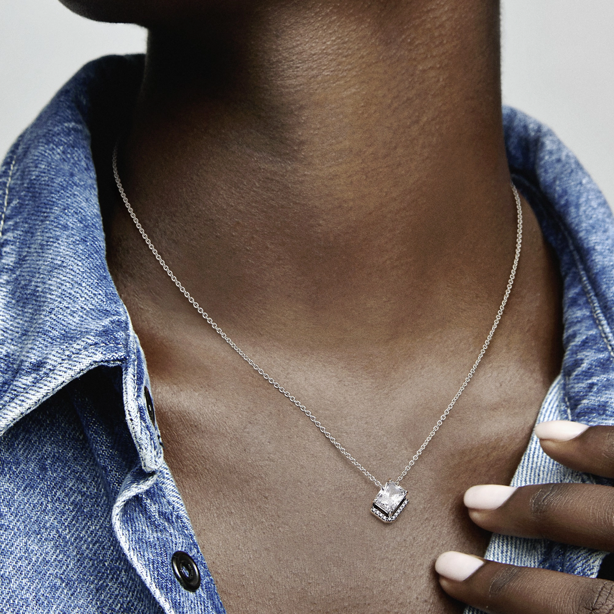 Necklace/392388C01-45