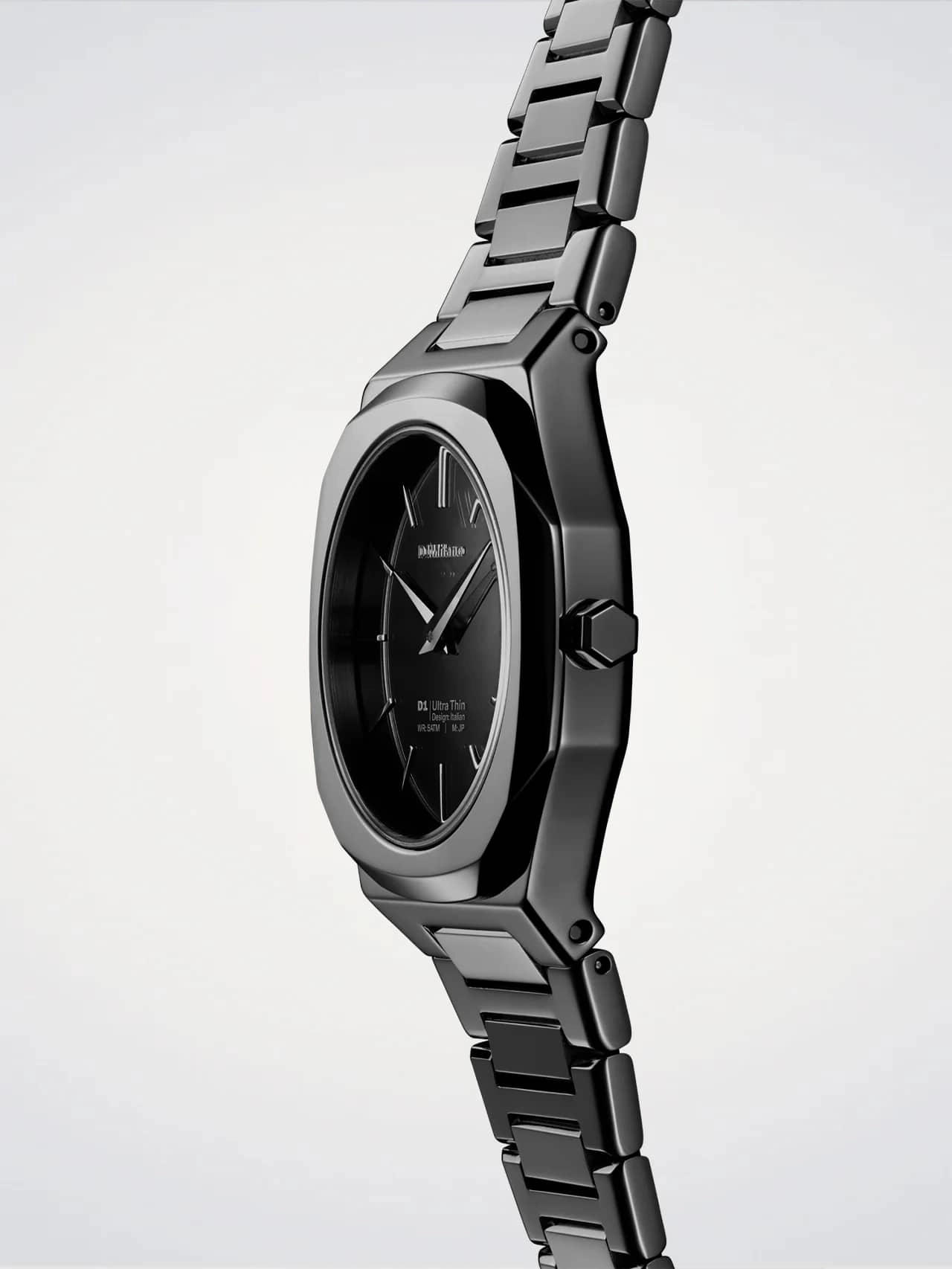 Quartz Wristwatch / D1-UTBL41
