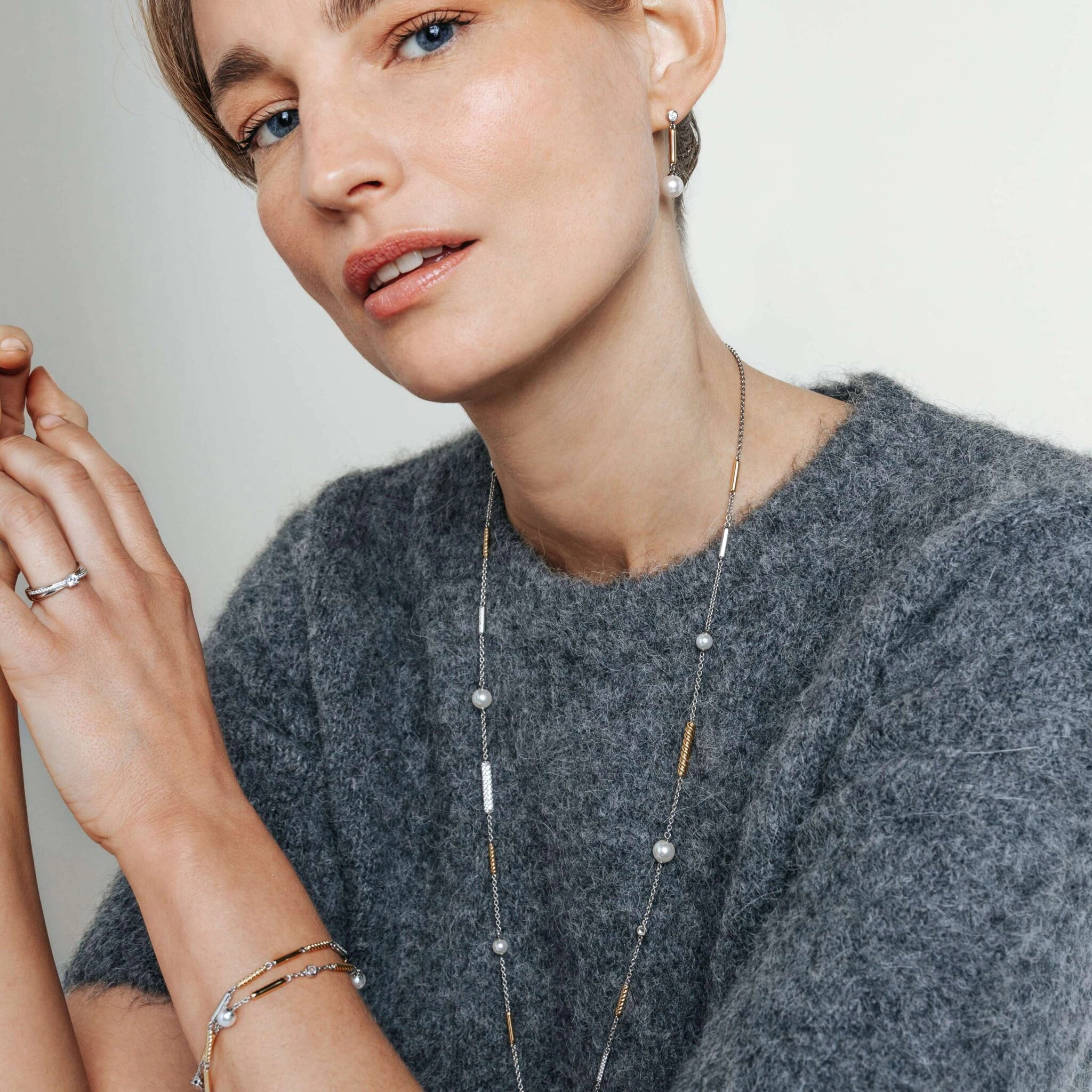 Earring / 78011YP