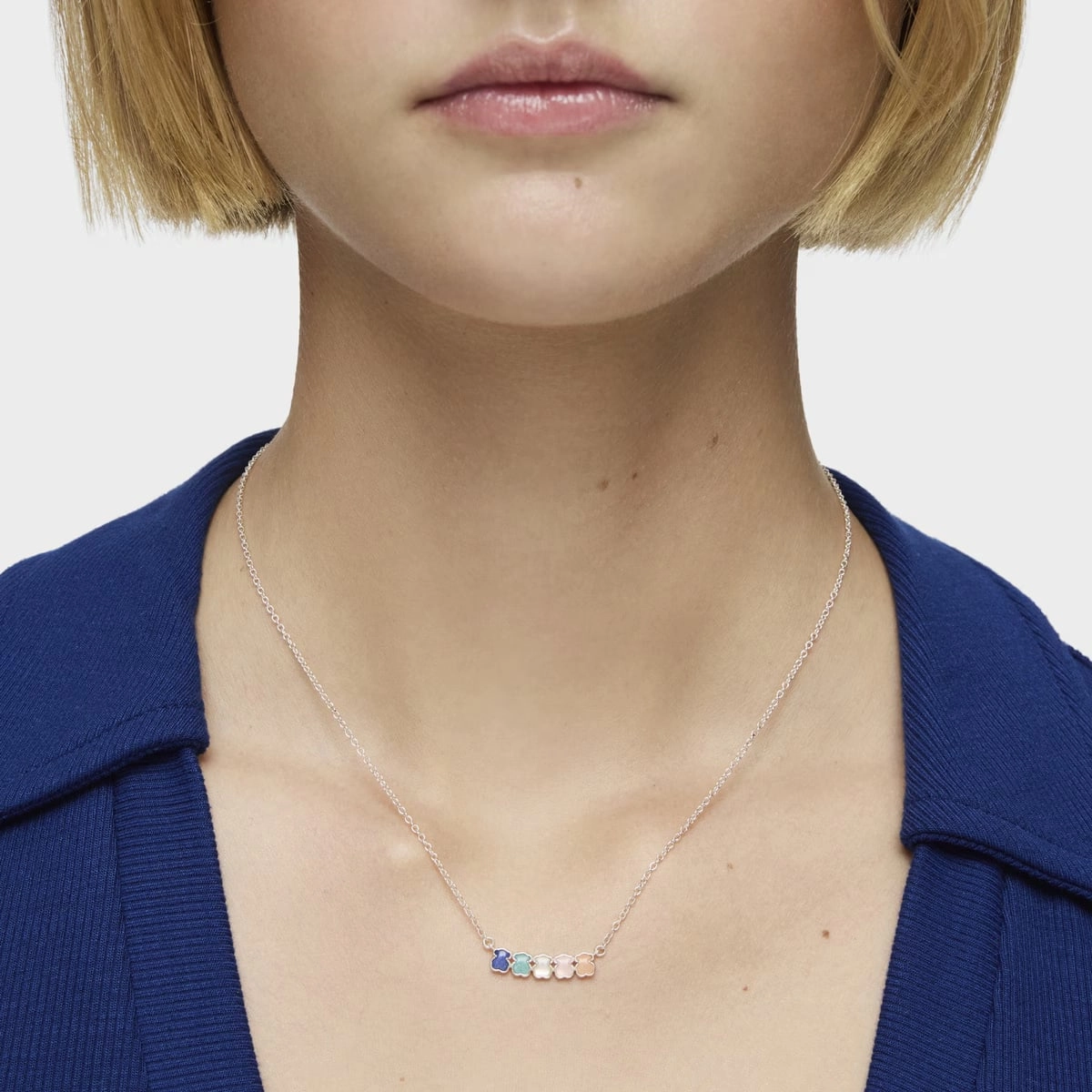 Necklace / 915432570