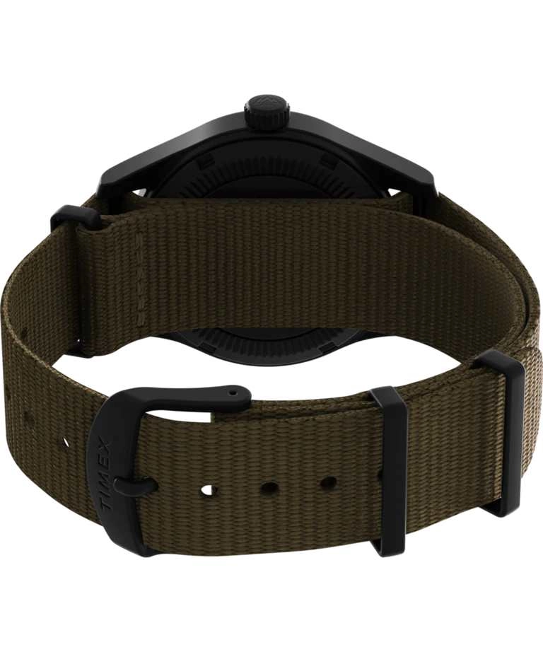 Quartz Wristwatch / TW2V00400