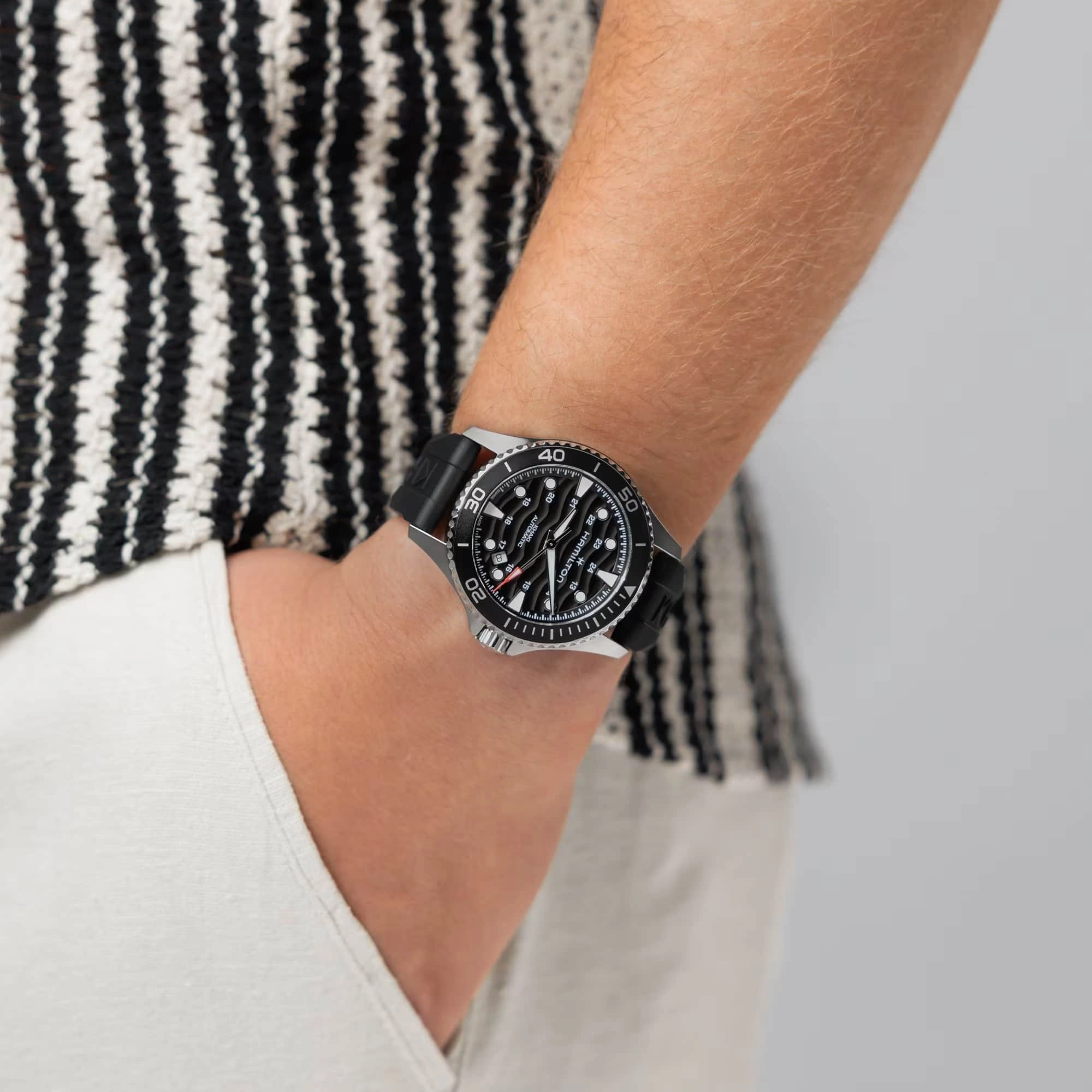 Khaki Navy Automatic Wristwatch / H82415330