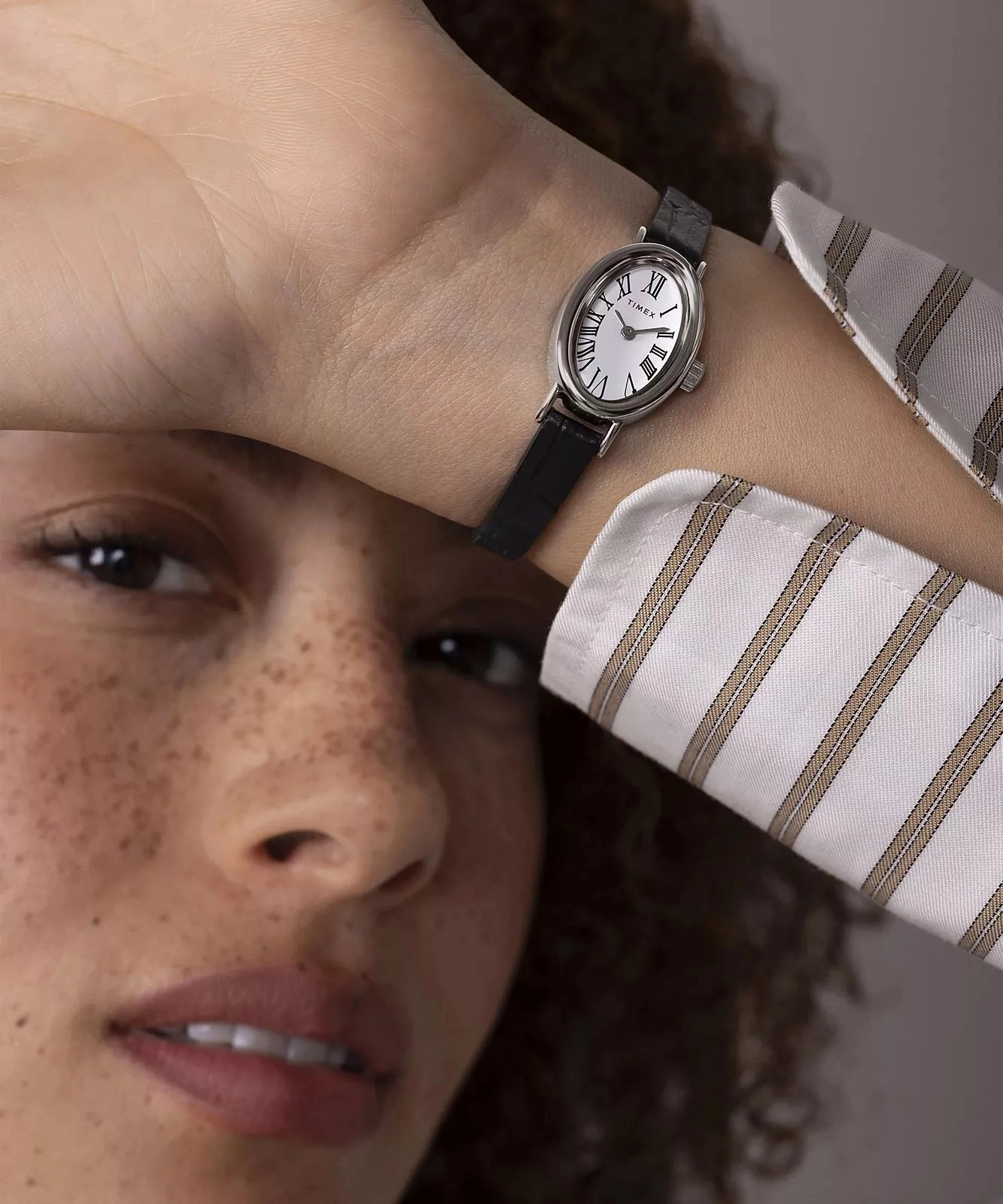 QUARTZ ANALOG WRIST WATCH,   5.50,  NOJEWEL,  LEAT