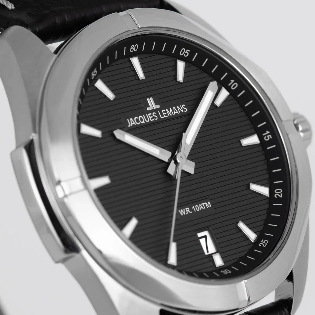 Quartz Wristwatch / 1-2176A