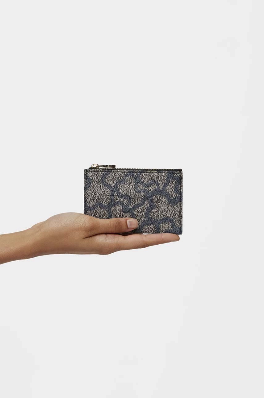 Wallet / 2002128151