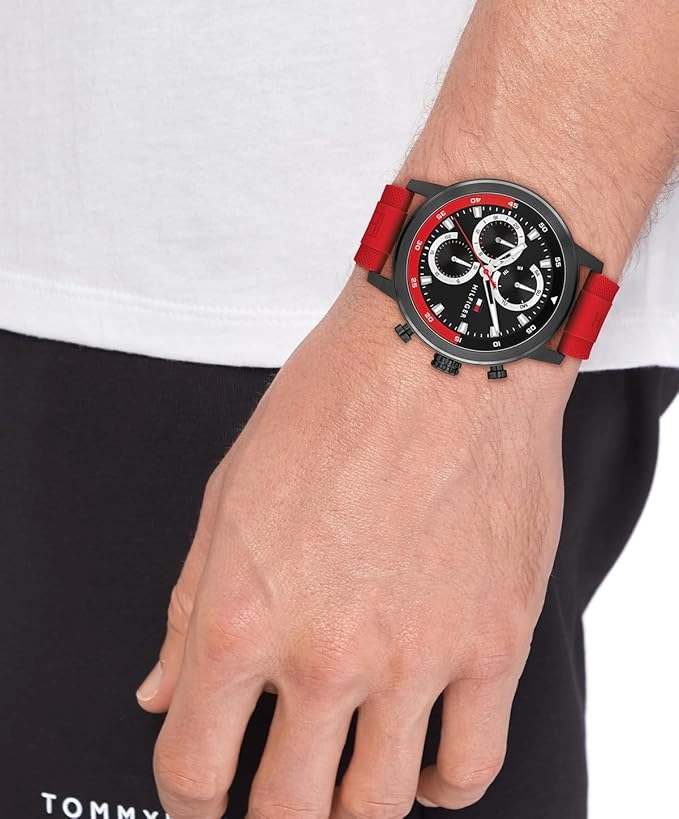 Quartz Wristwatch / 1792178