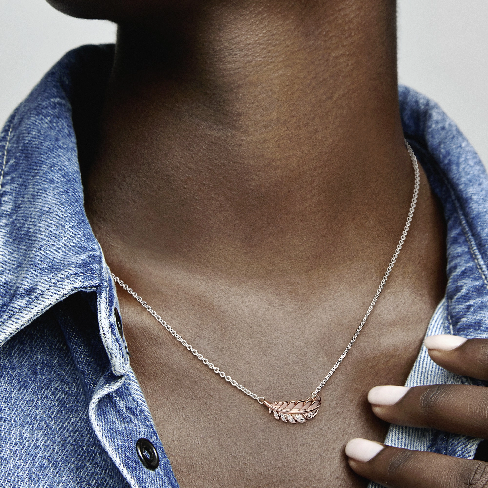 Necklace/382575C01-45