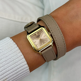 Quartz Wristwatch / CW11813