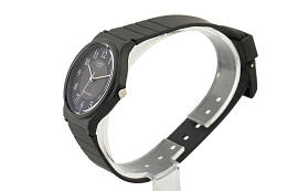 Quartz Wristwatch / MQ-24-1B3LDF