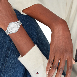 Quartz Wristwatch / 1782757
