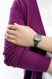 Quartz Wristwatch / LA680WA-2CDF