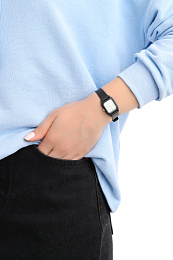 Quartz Wristwatch / LQ-142-7EDF
