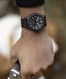 Timex Quartz Watch Men / TW2W56800