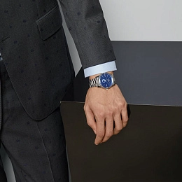 Gucci Automatic Watch Men / YA126389 Switzerland