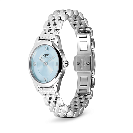 Quartz Wristwatch / DW00100809