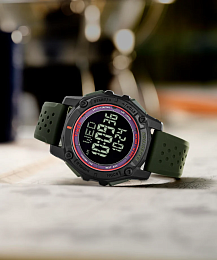 Solar Wristwatch / TW4B33700