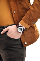 Quartz Wristwatch / EFR-526L-7AVUDF