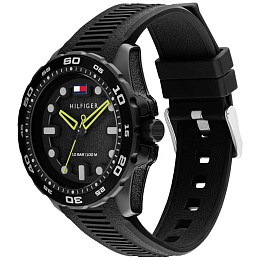 Quartz Wristwatch / 1792266