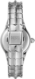 Quartz Wristwatch / DZ5605