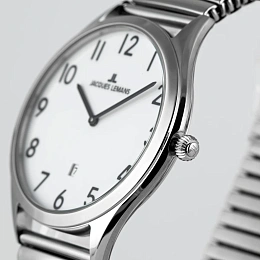 Quartz Wristwatch / 1-2184C