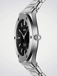 Quartz wristwatch / D1-UCBU01