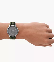 Quartz Wristwatch/SKW6893