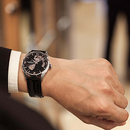Hamilton Jazzmaster საათი / H32705731