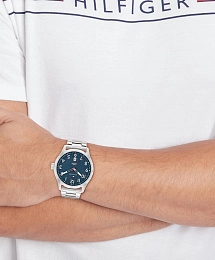 Quartz Wristwatch/1710563