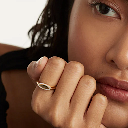 LACE STAMP GOLD RING